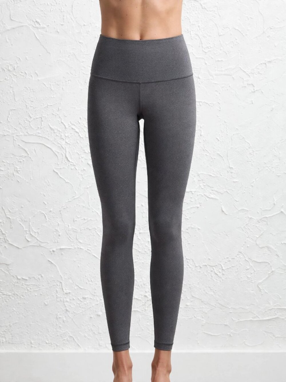 Lululemon Heather Grey Leggings Size 2 High Rise Minimalist